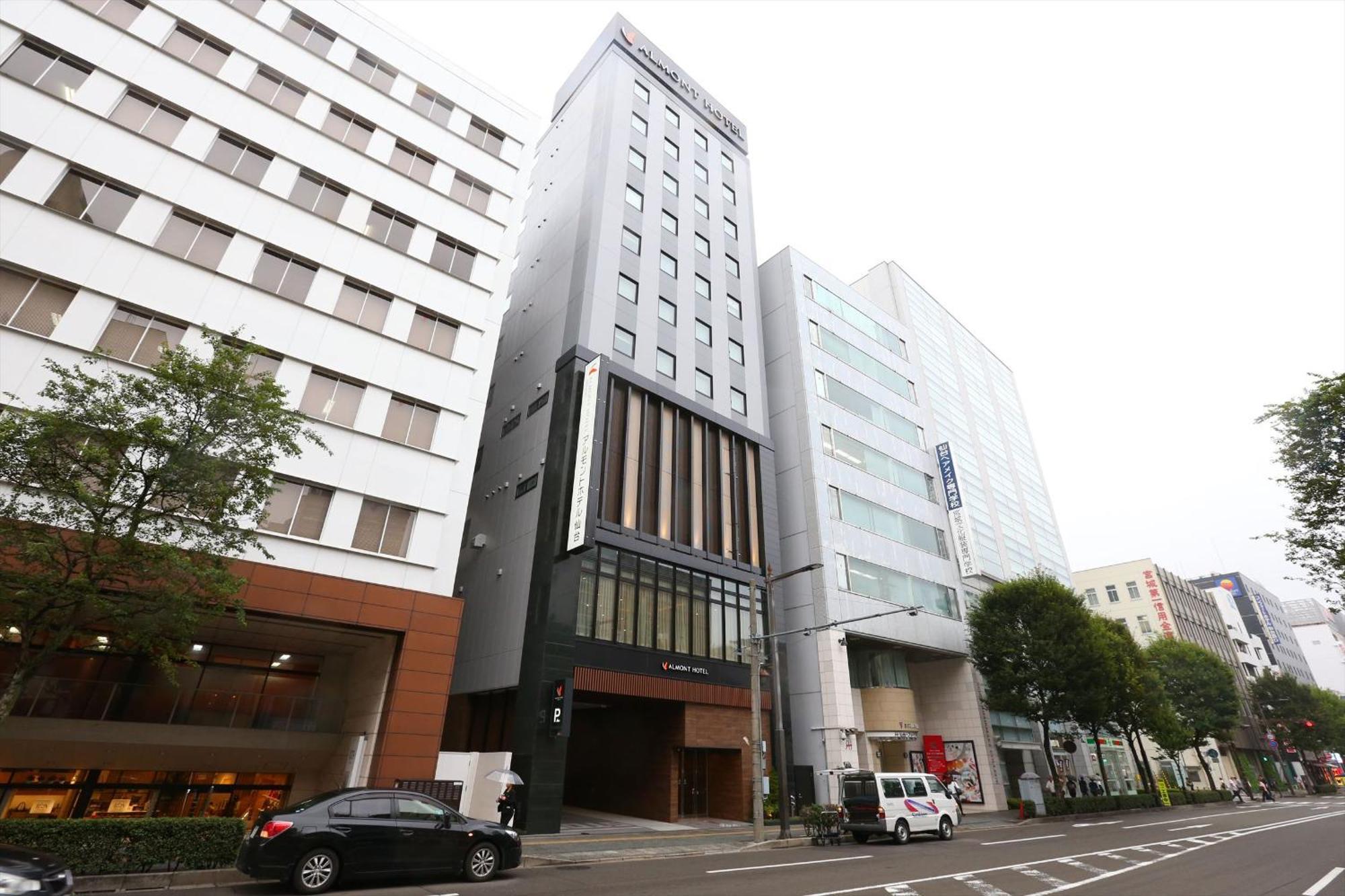 Almont Hotel 4*